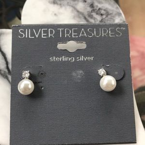 Pearl and CZ sterling silver stud earrings
